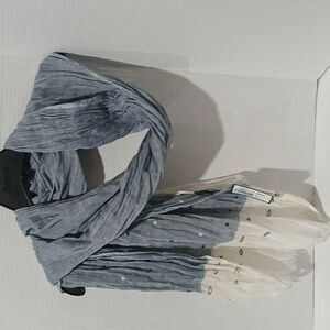 Scarf/Wrap blue & white NEW
